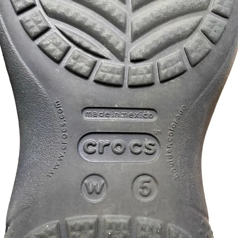 EUC Navy Blue Crocs Feminine Non-Clunky Slip On Clogs - Size W5/J2 - Rare Style!